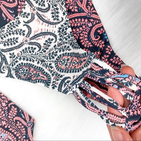 Gypsy 05 Anthropologie High Neckline Bikini Neapolitan Paisley Print Size XS - Picture 7 of 14